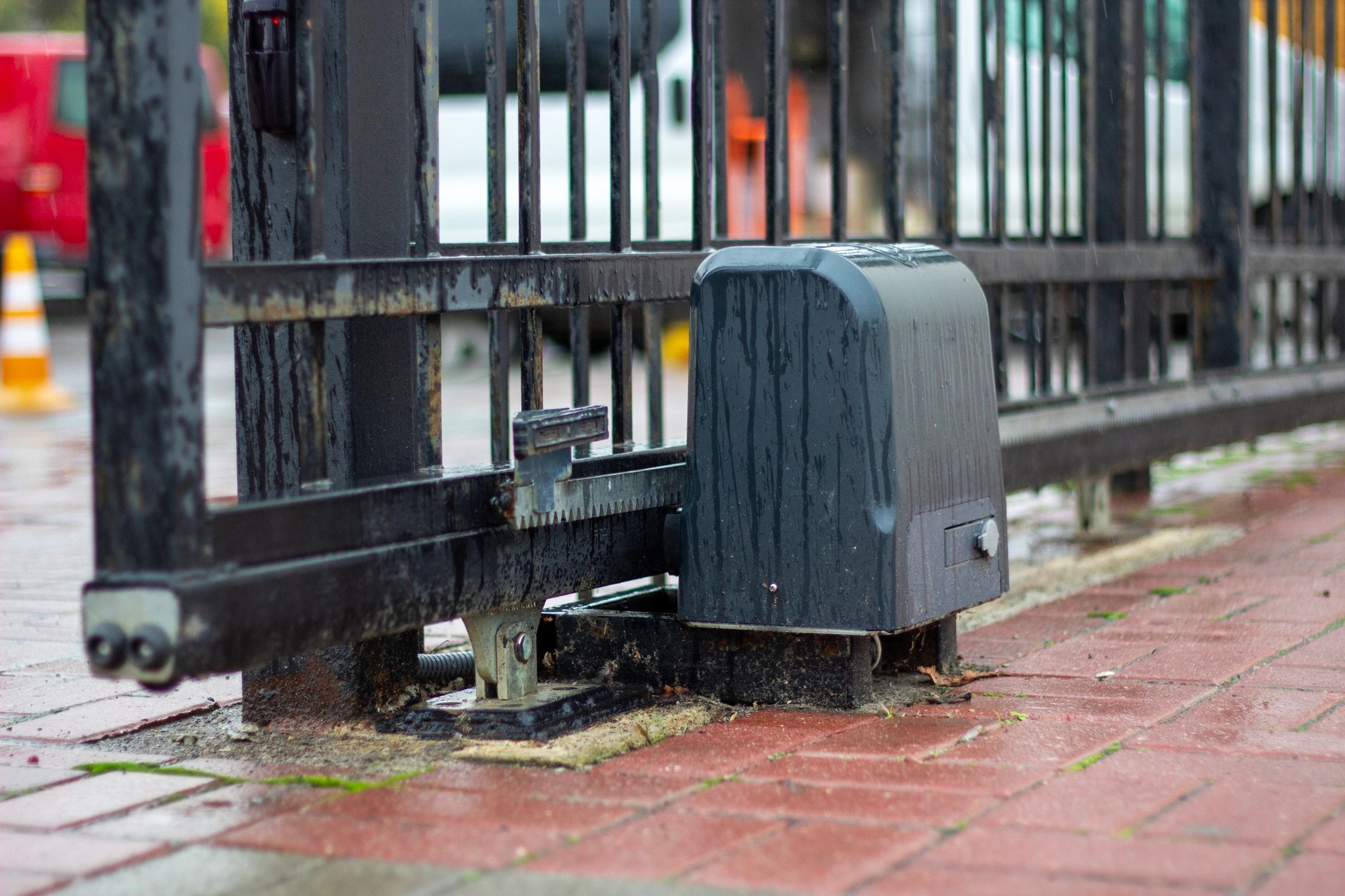 Automatic gate opener mechanism