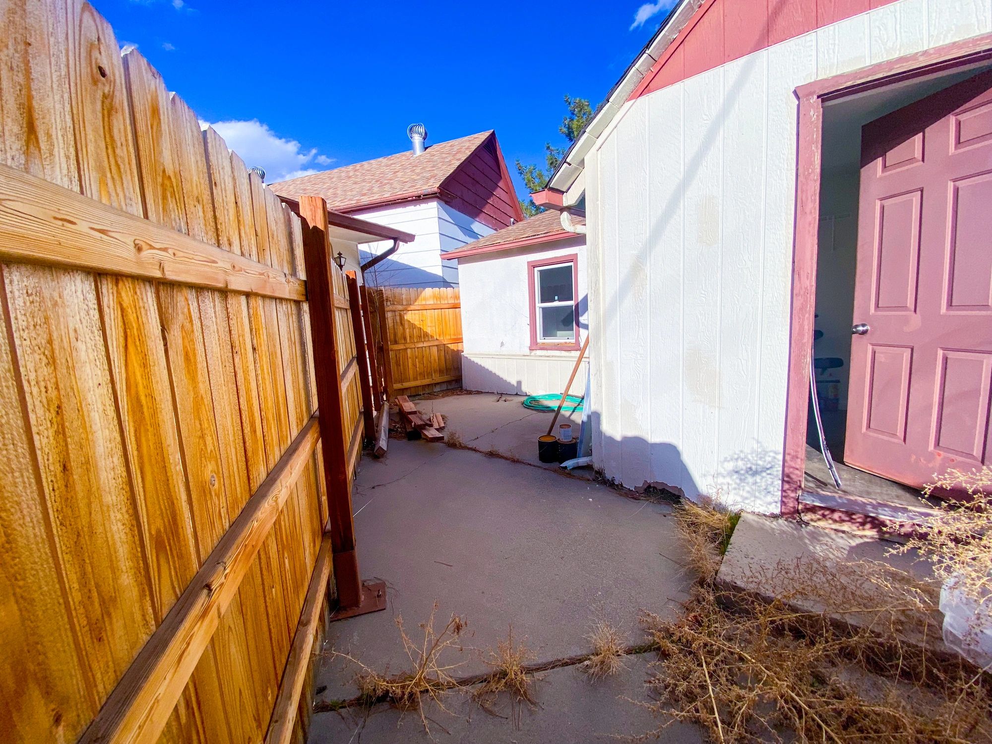 How to Choose the Right Fence for Your Louisiana Property